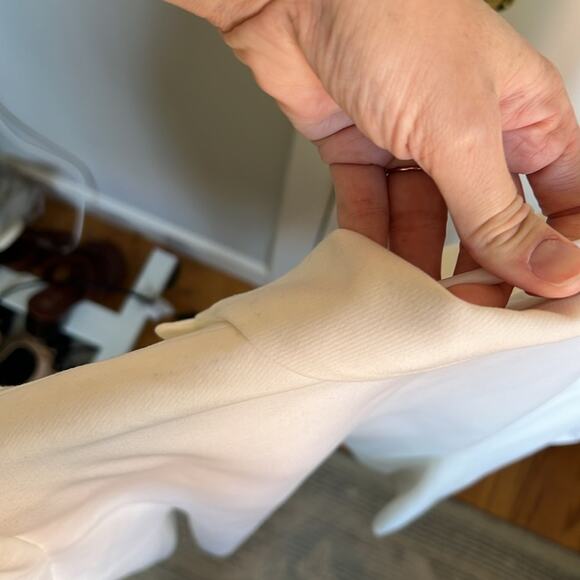 L'AGENCE Jennah Cropped Suiting Single Breasted Blazer Size 10 Ivory - Picture 8 of 8